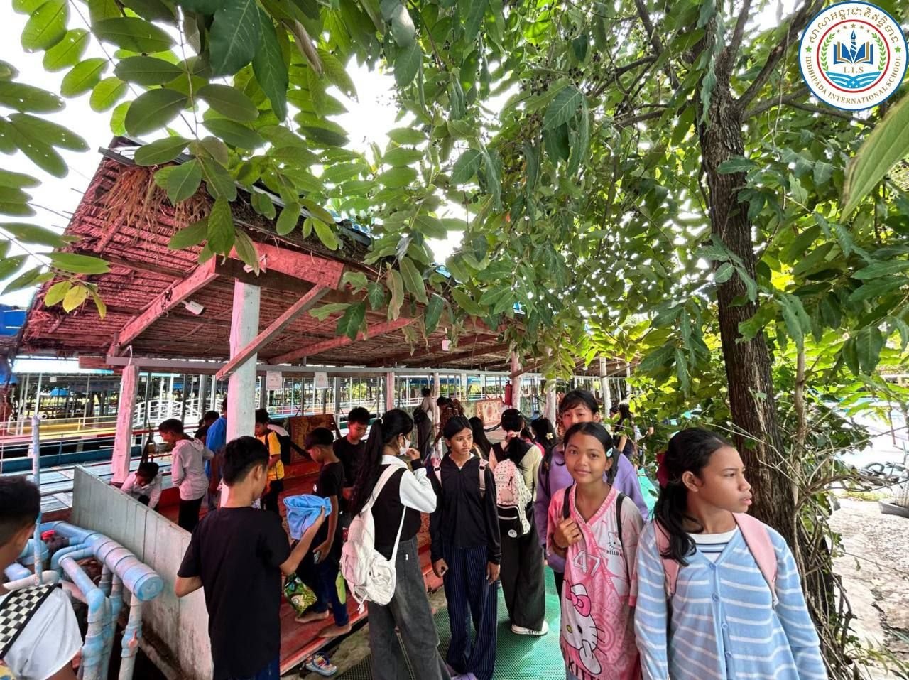 ដំណើរកម្សាន្តទៅកាន់សួនទឹក