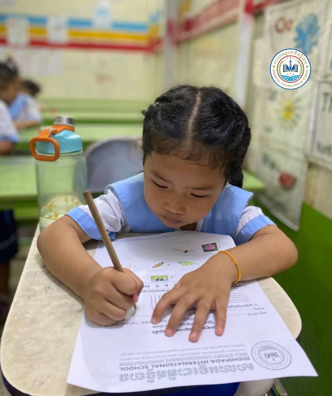 សកម្មភាពប្រឡងពាក់កណ្តាលវគ្គសិក្សាទី៦