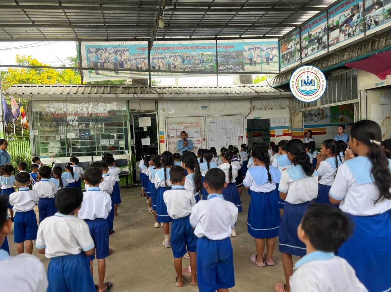 ការអប់រំណែនាំសិស្សានុសិស្សអំពីការគោរពវិន័យសាលា និងវិន័យនៃការប្រឡង